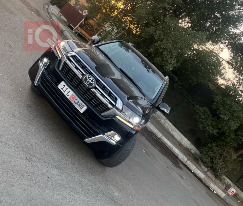 تويوتا لاندكروزر